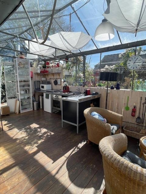 Vrijstaande Accommodatie Glamping De Kas Inn Hank Exterior photo